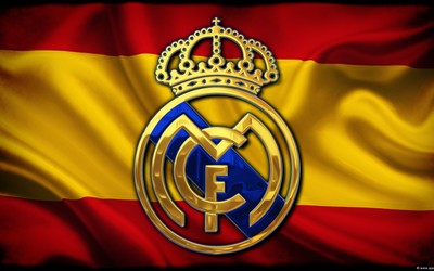 米兰电竞独家-刚果队长举起奖杯瞬间