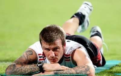 米兰电竞热评-加比马丁赛后独自加练到深夜